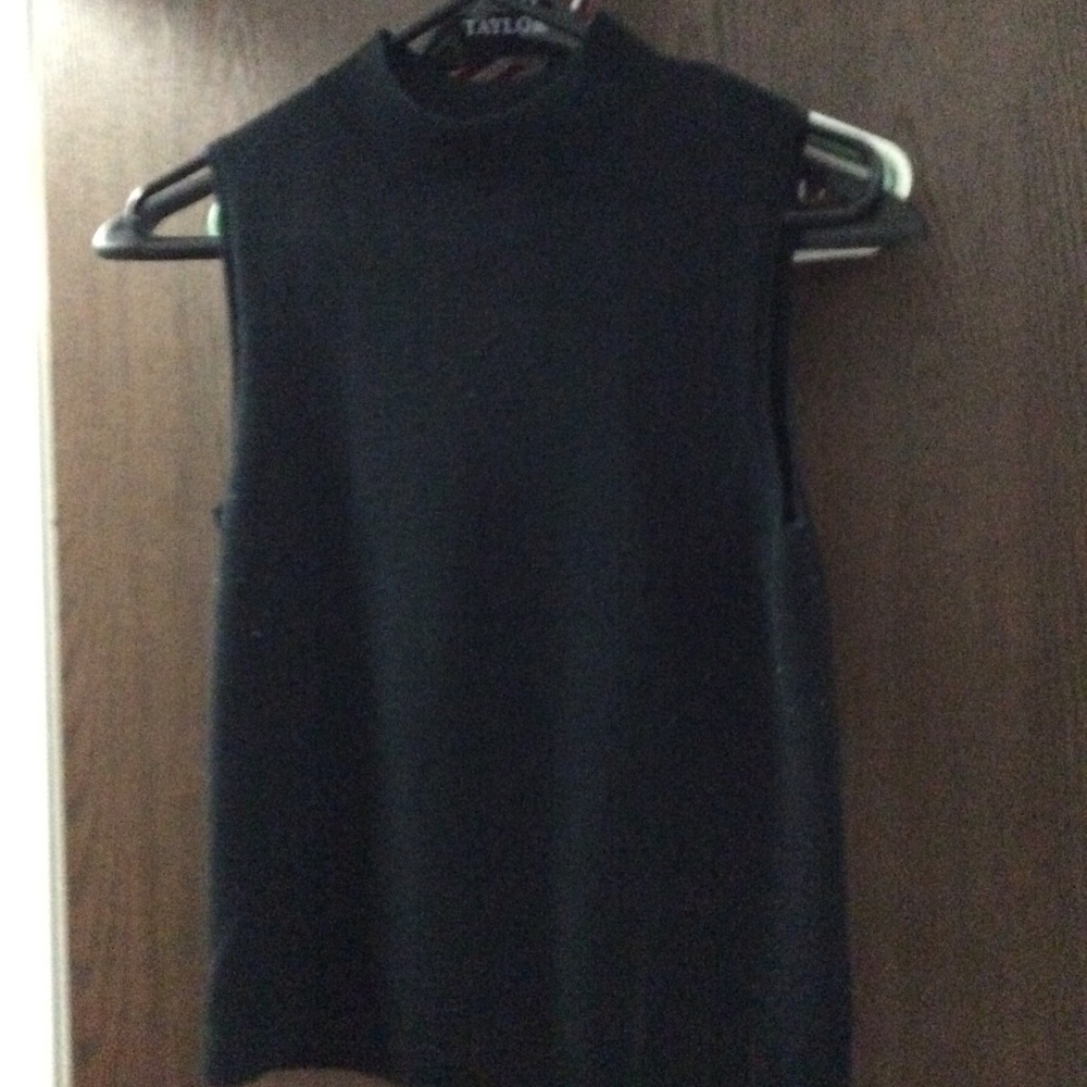 Black sleeveless top